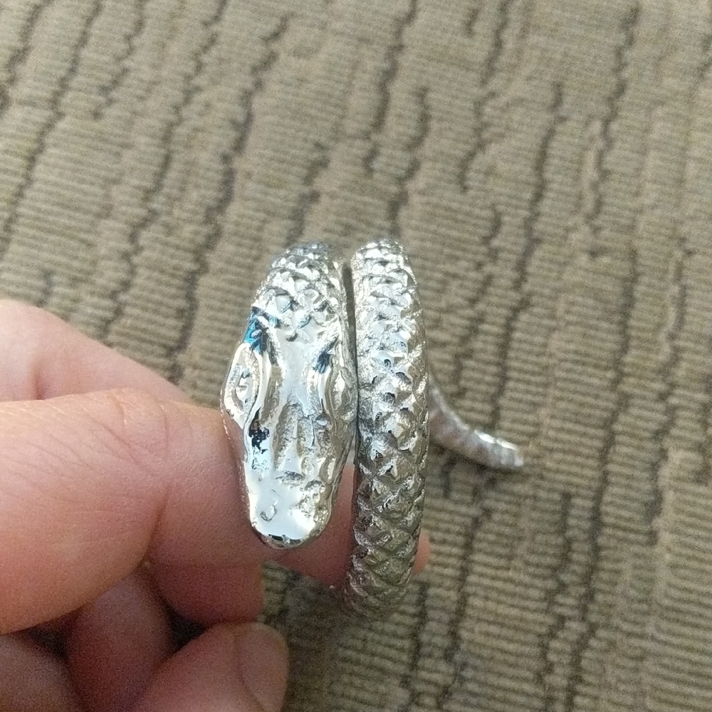 Snake Metal Napking Ring. 1 Piece.